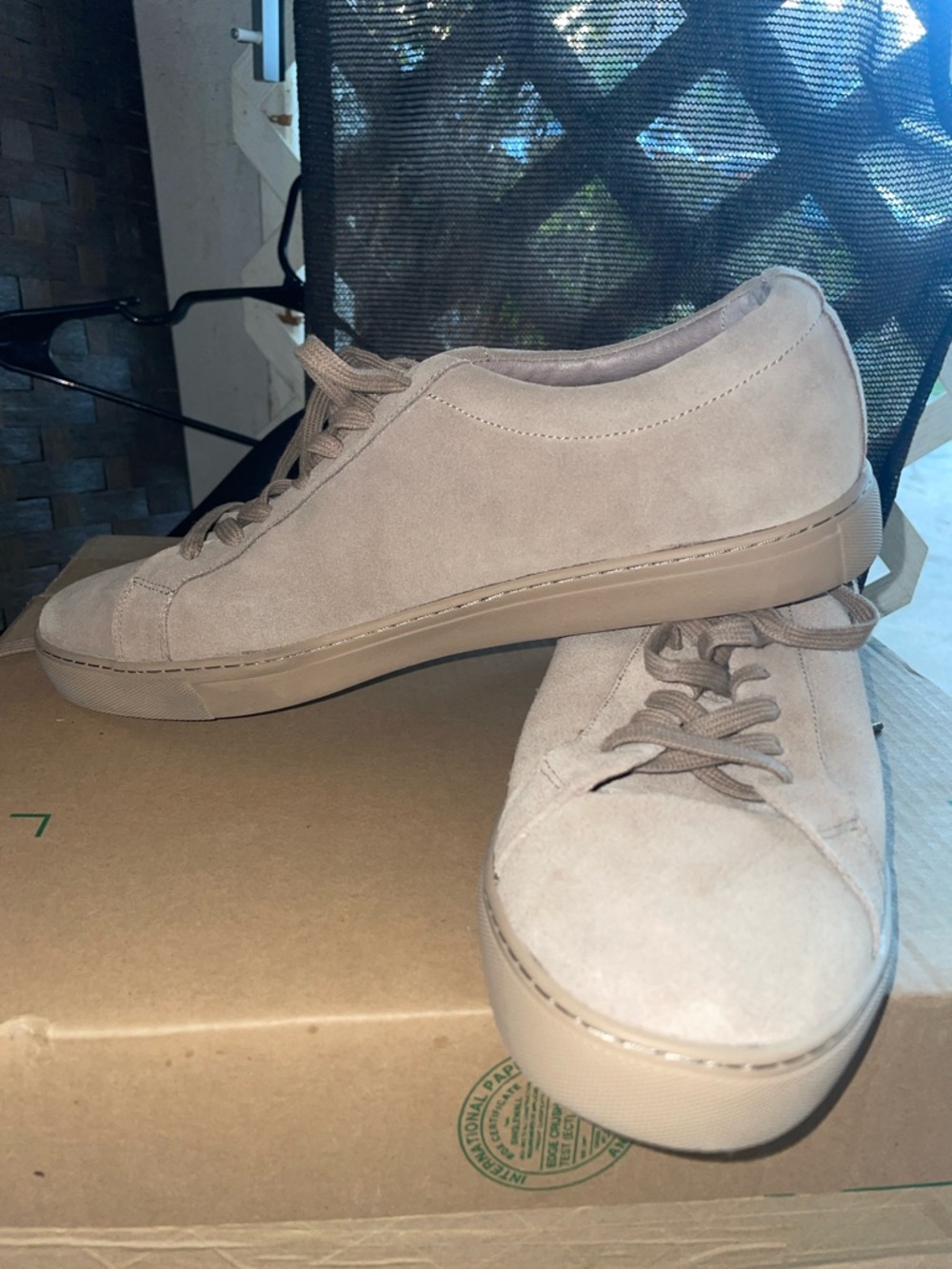 Men's Casual Suede Sneakers - Beige